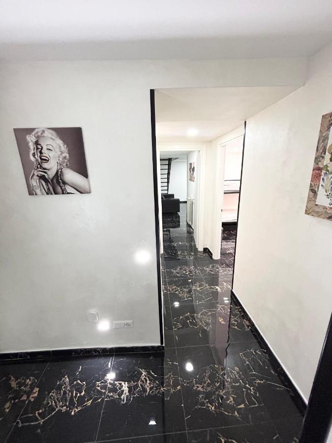 נאפולי Giovanni Luxury Suites מראה חיצוני תמונה