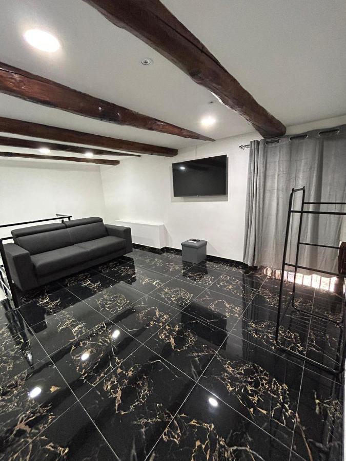נאפולי Giovanni Luxury Suites מראה חיצוני תמונה