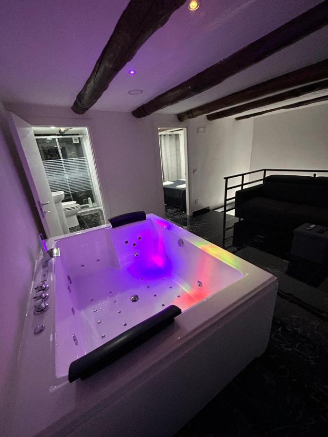 נאפולי Giovanni Luxury Suites מראה חיצוני תמונה