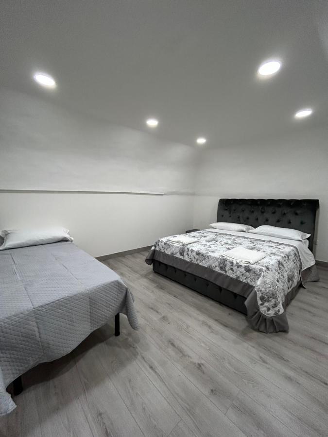 נאפולי Giovanni Luxury Suites מראה חיצוני תמונה