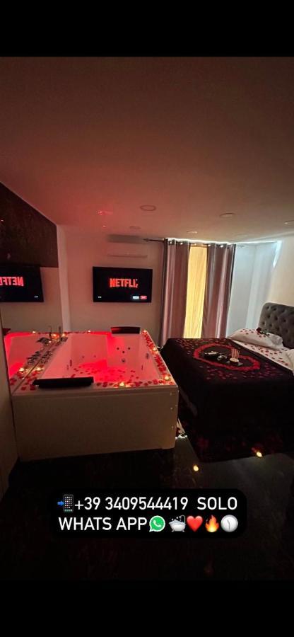 נאפולי Giovanni Luxury Suites מראה חיצוני תמונה